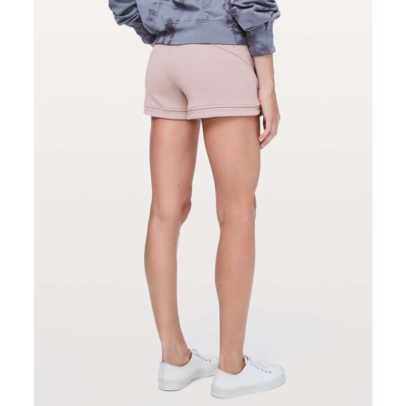 Lululemon Hit Reset Short‎ Drawstring Waist Pull On Smoky Blush Womens Size 6 - Picture 2 of 10